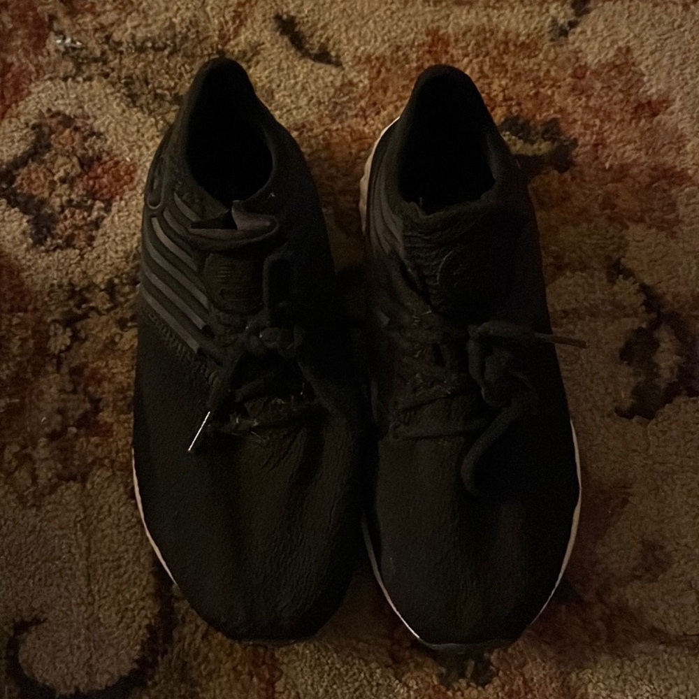 Black New Balance Sneakers